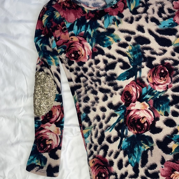 Lilypad Leopard & Roses Sweater Dress - Picture 4 of 5